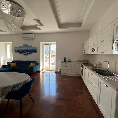 Holiday Home Mar Pacifico Napoli Eksteriør bilde